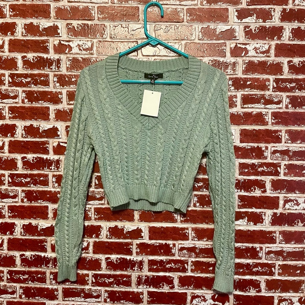 Cable Knit Cropped Sweater - Green